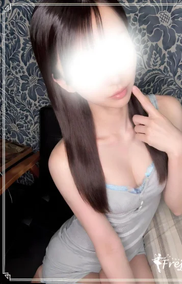 綾瀬しずく