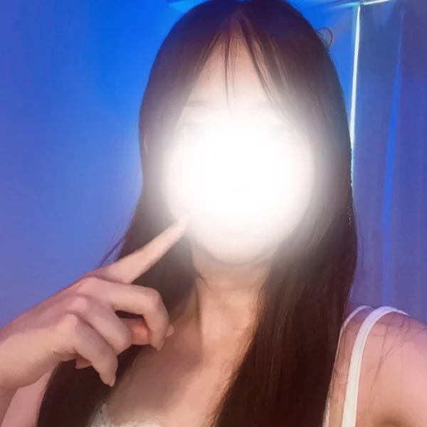 今日は11時から21時半まで出勤してるよー！