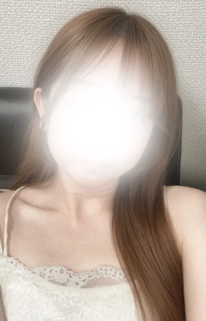 今日12時から22時まで出勤してるよ🍀⋆゜