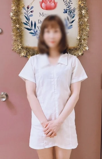 やや