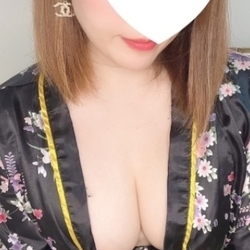 贅沢な癒しを叶える。厳選セラピスト情報