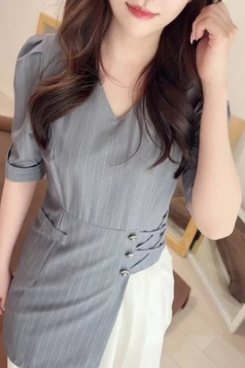 藤咲　さな