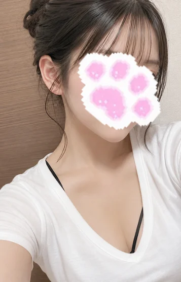 新人　みみ