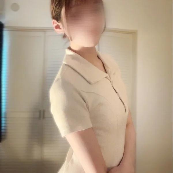 き　ゅ　ん　と　す　る　仕　草