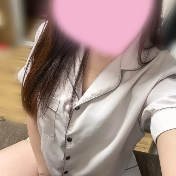 22時まで出勤してます☘ ̖́-