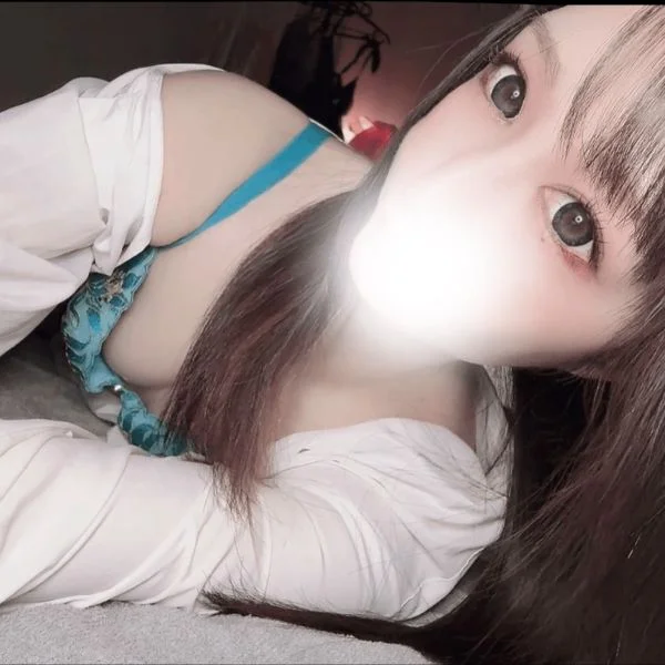 本日出勤です♩22時20分から空き枠あります！