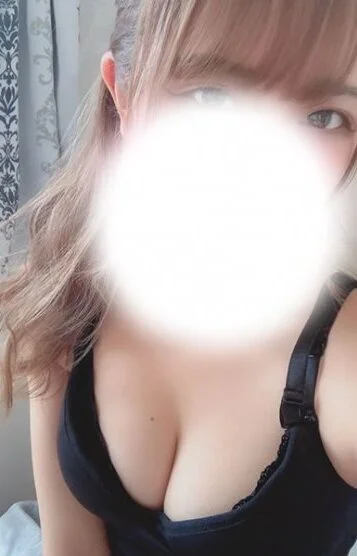 七瀬 らら