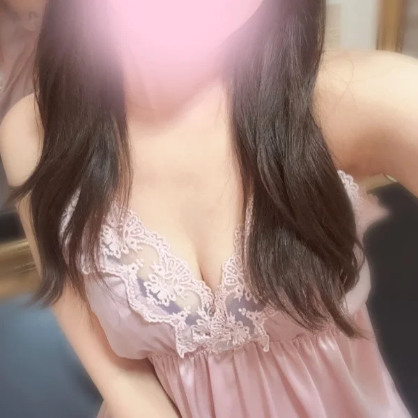 明日22日　15時〜出勤します♡