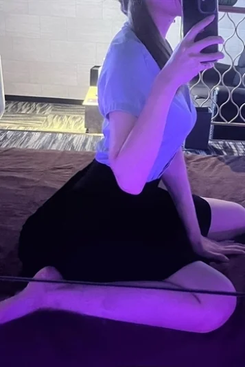 宮 朱里