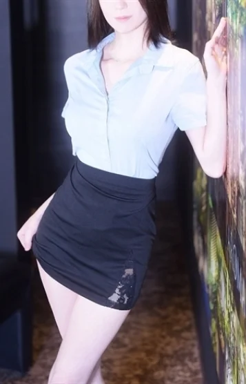 中村 真衣華