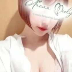 伊織セナ