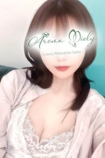 三苫あこ