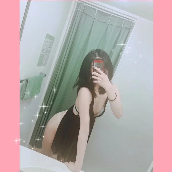 出勤しました☘ ̖́-