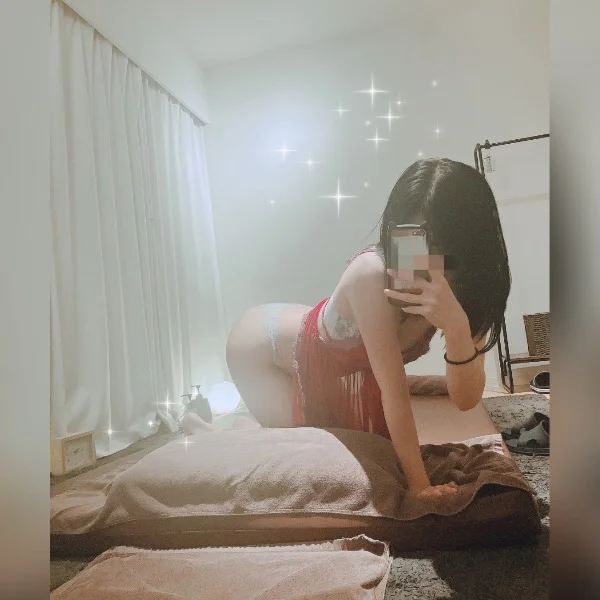 出勤しました☘ ̖́-