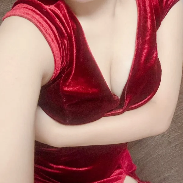 今日はラストまで出勤しています!