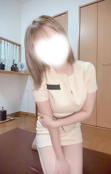 りさ【本日初出勤】