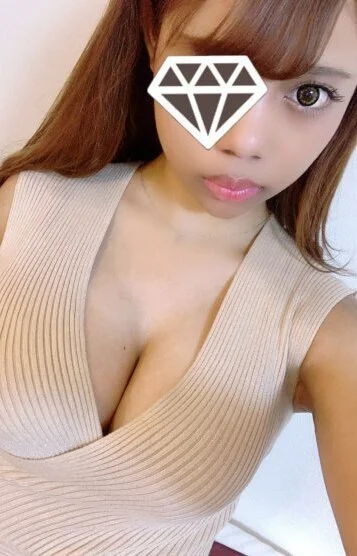 西内 リアナ