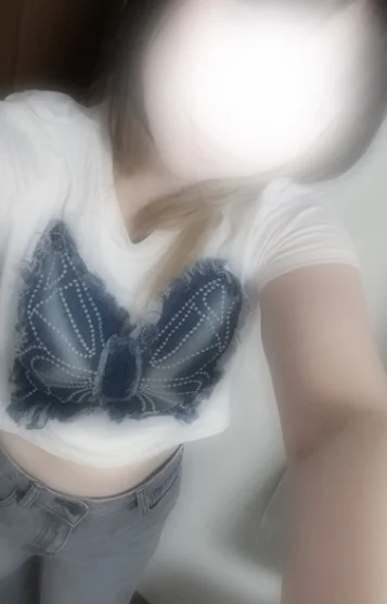 綾瀬つむぎ