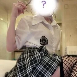 なな(D)