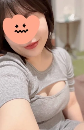 大里なぎ
