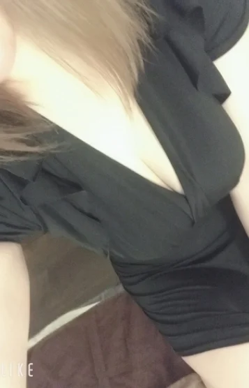 七瀬 葵