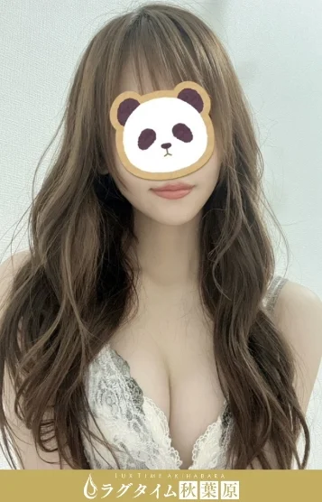 矢部ひなこ