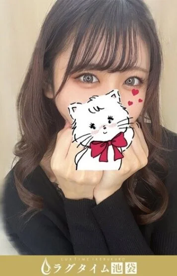 美月あやめ