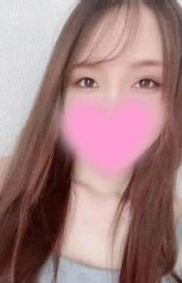 泉ゆあ