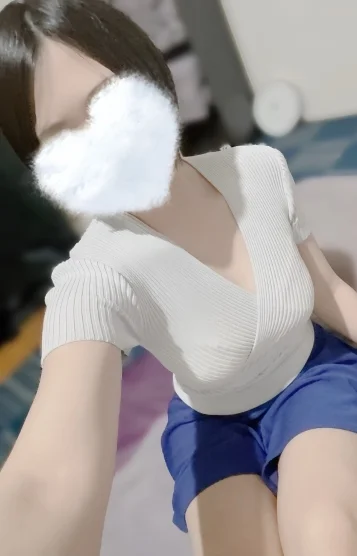 愛沢かりん