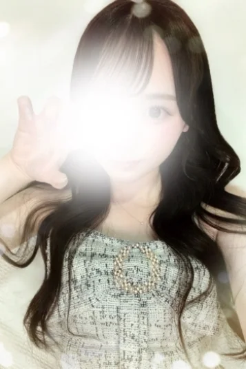 如月ももか