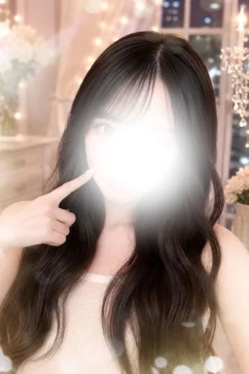如月ももか