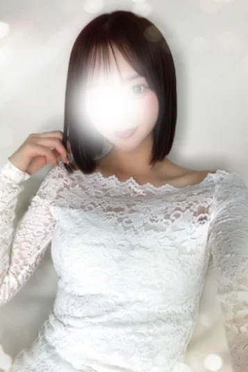如月ももか
