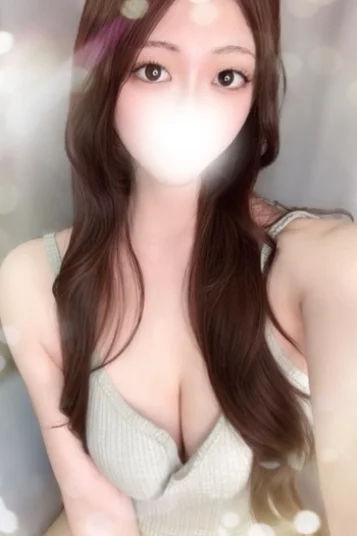 夏目えれな