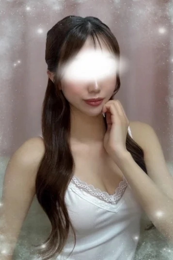 愛咲　みれい