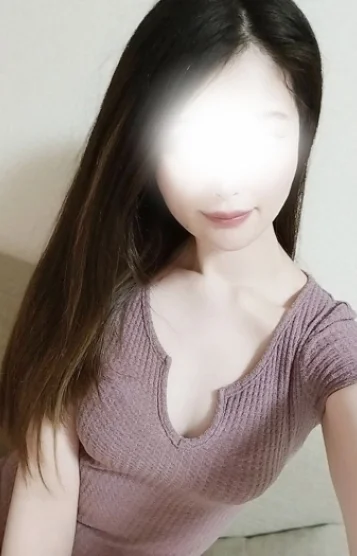 水沢ななみ