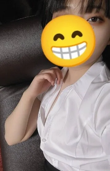 伊吹かなで