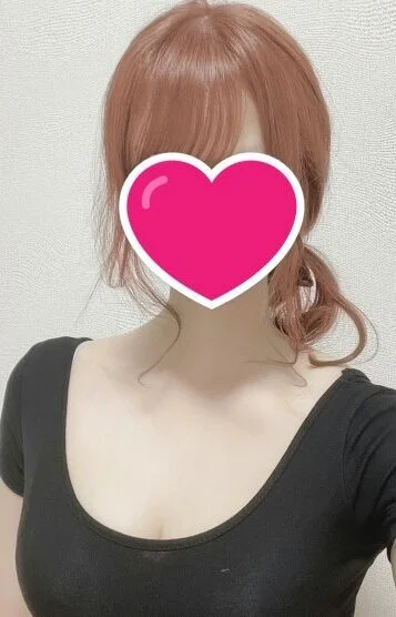 片岡なぎさ