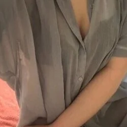 4/29(水)遅番状況 　当店全室無料...