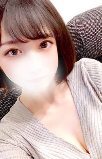 芹沢 麗華