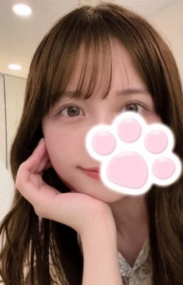 鏑木 ねね