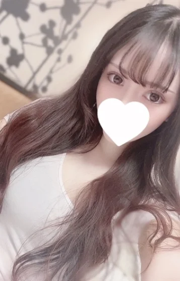 三上 れな