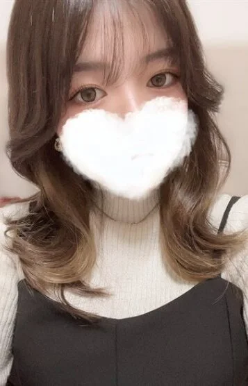 成海 ももか