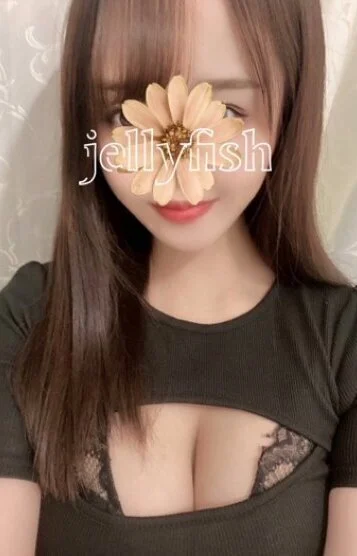 綾瀬にいな