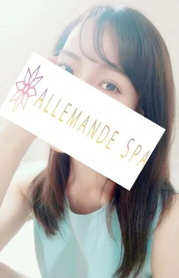 美月ひかる