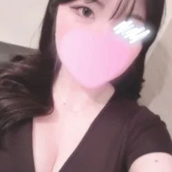 出勤しました♪　もなです♡