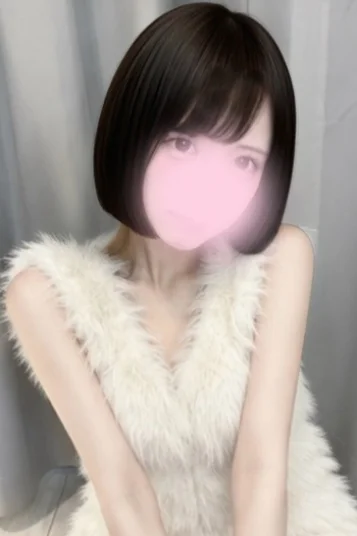 葉乃 ひなこ