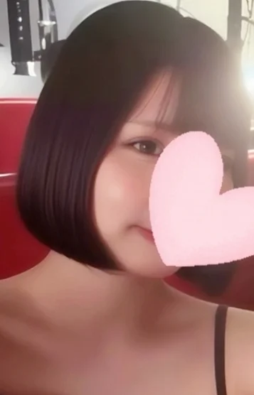 内田 れあ