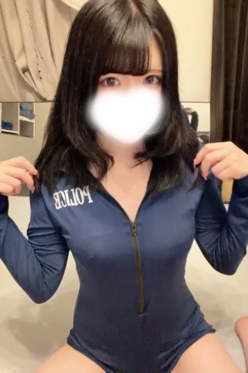 《新人》日向なつめ
