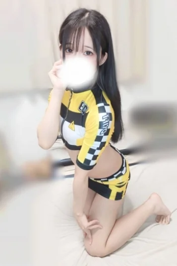 《新人》朝比奈しゅな