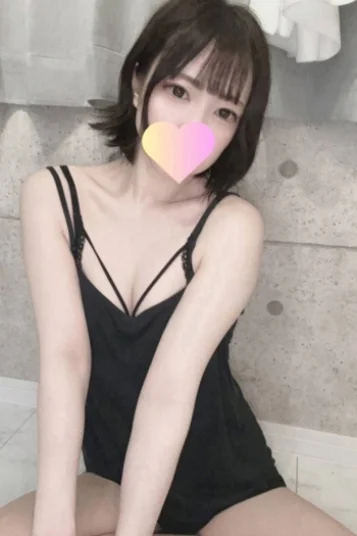 《新人》るる